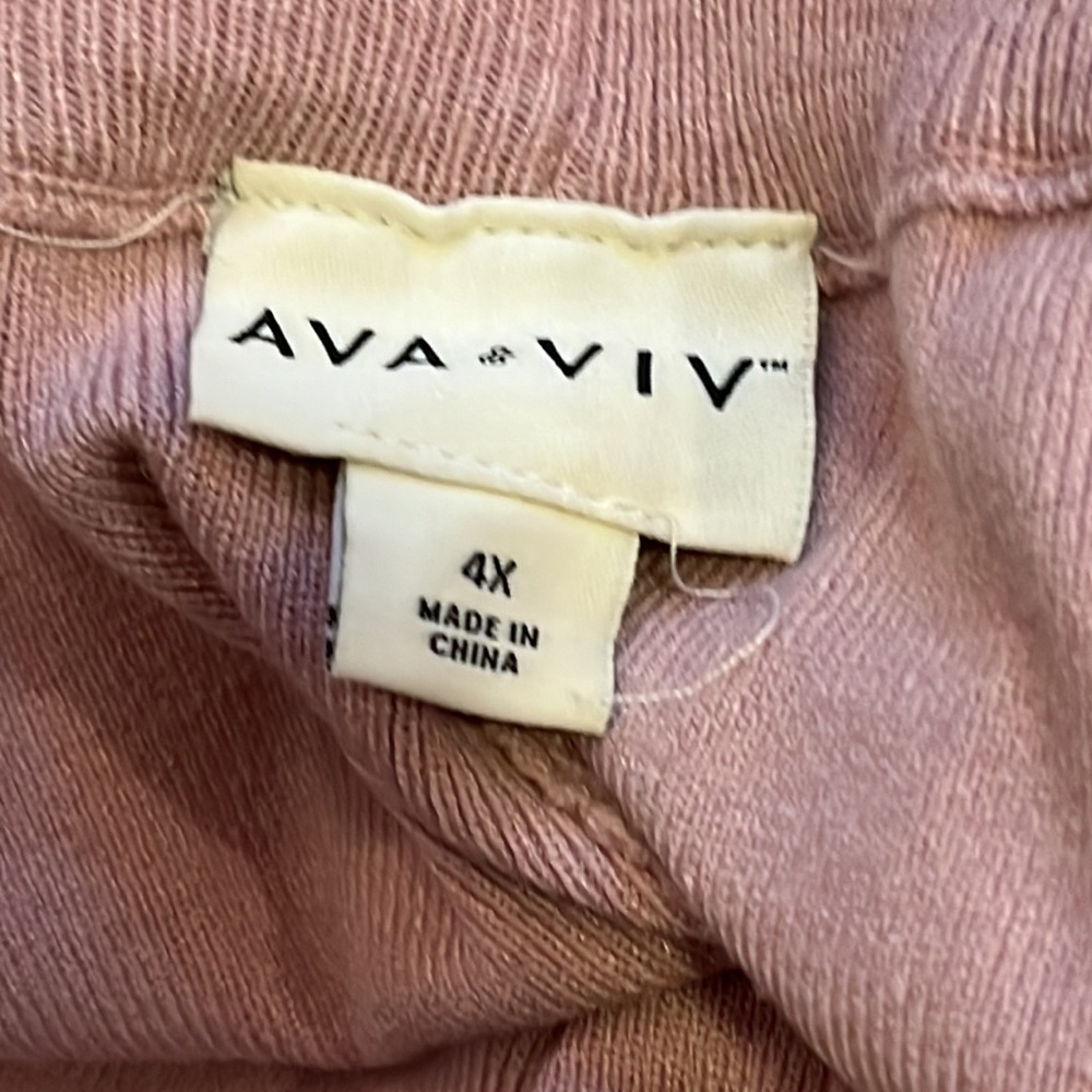 Ava & Viv, women’s lavender crop jogger sweatpants, 2X 4X new with tags Lilac - Picture 3 of 6